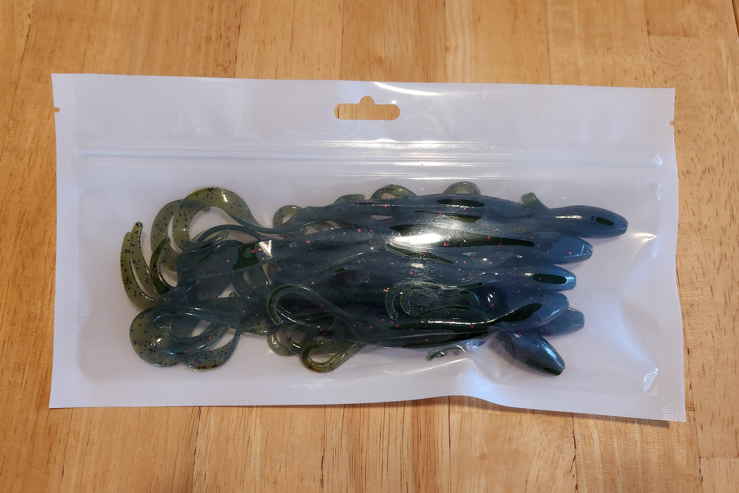 7.75" Lizards in a 8.5x3 Bag